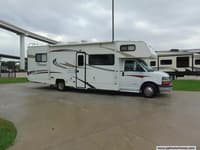 57341 - 30' 2014 Coachmen Freelander 28QB Image 1