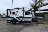61702 - 19' 2024 Jayco Jay Feather Micro 166FBS w/Slide Image 1
