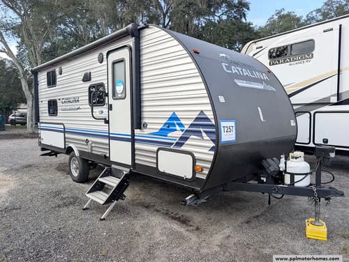 64985 - 22' 2021 Coachmen Catalina Summit 184BHS w/Slide - Bunk House Image 1