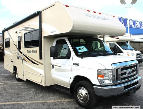 64882 - 26' 2018 Winnebago Minnie Winnie 25B FORD Image 1