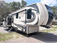 64111 - 40' 2017 Jayco Pinnacle 36KPTS w/3 Slides Image 1