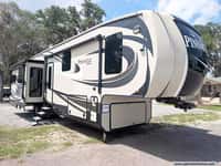 64111 - 40' 2017 Jayco Pinnacle 36KPTS w/3 Slides Image 1