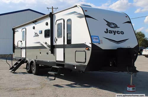 61102 - 33' 2022 Jayco Jay Flight 28BHS w/Slide Image 1