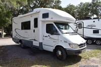 59914 - 23' 2007 Winnebago View 23H w/Slide Image 1