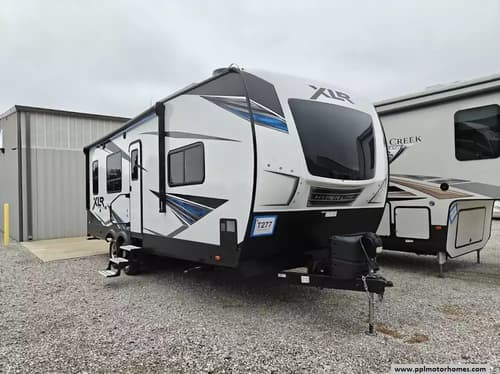 60492 - 30' 2021 Forest River Xlr Hyperlite 2513 w/Slide - Toy Hauler Image 1