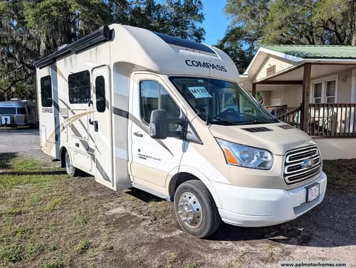 63454 - 23' 2018 Thor Compass 23TR w/Slide Image 1