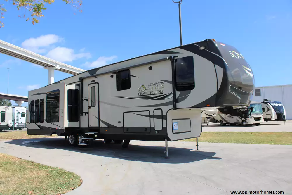 2017 Starcraft Solstice 354resa