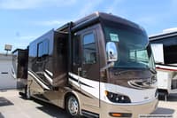 57118 - 35' 2015 Newmar Ventana 3436 360hp Cummins w/3 Slides Image 1