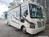 63250 - 33' 2014 Coachmen Pursuit 31BD w/2 Slides Image 1