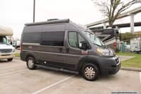 54906 - 18' 2022 Thor Rize 18M Image 1