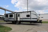 60570 - 37' 2021 Keystone Springdale 333RE w/3 Slides Image 1