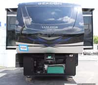 62834 - 4' 2022 Vanleigh RV Beacon 41FLB w/5 Slides & Generator Image 1