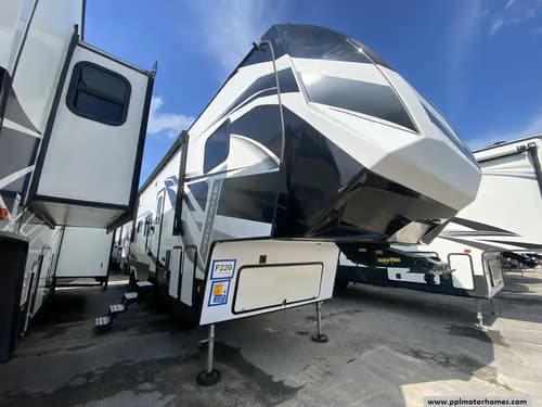 64808 - 41' 2021 Dutchmen Voltage Triton 3521 w/2 Slides & Generator  - Toy Hauler Image 1