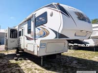 62873 - 31' 2010 Keystone Sprinter Copper Canyon 273FWRET w/2 Slides Image 1