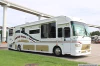 59987 - 40' 2007 Alfa See Ya So Long 1007 330hp Mercedes Benz w/3 Slides Image 1