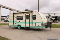 55277 - 23' 2017 Gulf Stream Vintage Cruiser 19RBS Image 1