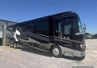 59376 - 2019 Tiffin Allegro Bus 40IP 450hp Cummins w/4 Slides Image 1