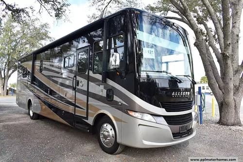 61886 - 38' 2017 Tiffin Allegro Open Road 36LA w/2 Slides Image 1