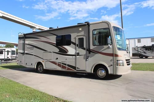 65143 - 30' 2017 Forest River Pursuit 30FWP w/Slide Image 1