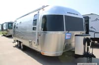 59590 - 26' 2023 Airstream Globetrotter 25FB TWIN Image 1