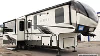 63001 - 37' 2021 Keystone Alpine 3220RL w/3 Slides Image 1