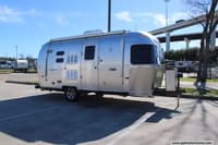 61960 - 20' 2007 Airstream Safari 20 BAMBI Image 1