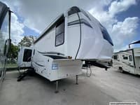 59953 - 37' 2021 Jayco Eagle 317RLOK w/3 Slides Image 1