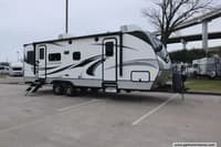 62046 - 29' 2022 Keystone Cougar 25RDS w/Slide Image 1