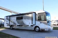 54938 - 41' 2015 Winnebago Itasca Meridian 40R 380hp Cummins w/3 Slides Image 1
