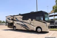 53282 - 34' 2020 Thor Miramar 32.2 w/2 Slides Image 1