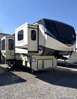 64754 - 42' 2020 Keystone Alpine 3710FL w/5 Slides & Generator Image 1