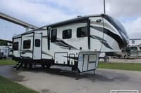 62713 - 37' 2021 Heartland Bighorn Traveler 33RKS w/3 Slides Image 1