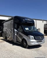65008 - 25' 2017 Thor Citation 24SS w/2 Slides Image 1