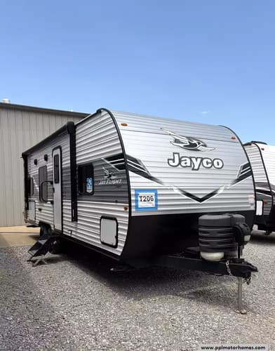 63789 - 30' 2025 Jayco Jay Flight Slx 260BH - Bunk House Image 1