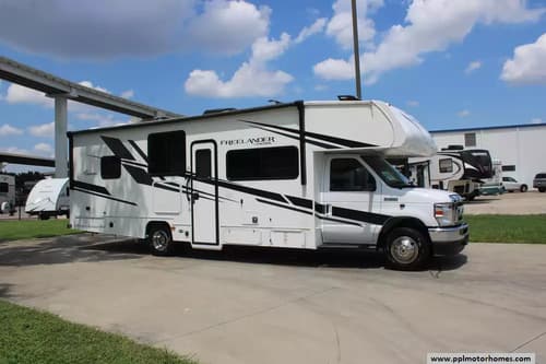60793 - 30' 2021 Coachmen Freelander 29KB w/2 Slides Image 1