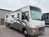 62815 - 31' 2014 Itasca Sunstar 31KE w/Slide Image 1