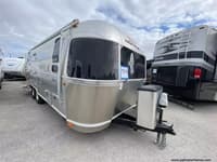 57751 - 25' 2017 Airstream Flying Cloud 25FB Image 1