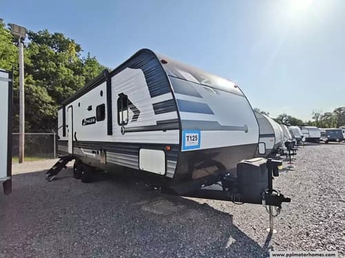 63799 - 33' 2021 Crossroads Zinger 280 RB w/Slide Image 1