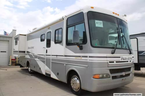63959 - 35' 2003 Fleetwood Pace Arrow 34W w/2 Slides Image 1
