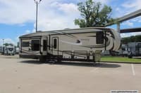 59963 - 41' 2017 Jayco Pinnacle 37RSTS w/3 Slides Image 1