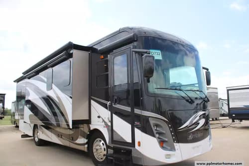 63474 - 35' 2019 Forest River Berkshire 34QS 360hp Cummins w/4 Slides Image 1