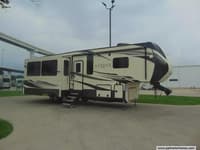 56088 - 34' 2020 Keystone Alpine 3021RE w/3 Slides Image 1