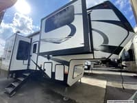 55544 - 43' 2022 Coachmen Brookstone 344FL w/5 Slides Image 1