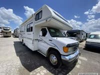 63760 - 30' 2004 Winnebago MINNIE 29B w/2 Slides Image 1