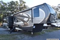 61387 - 41' 2017 Keystone Montana 3721RL w/3 Slides Image 1