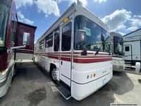 64286 - 41' 2001 Foretravel Unicoach 4000 U270 350hp Cummins Image 1