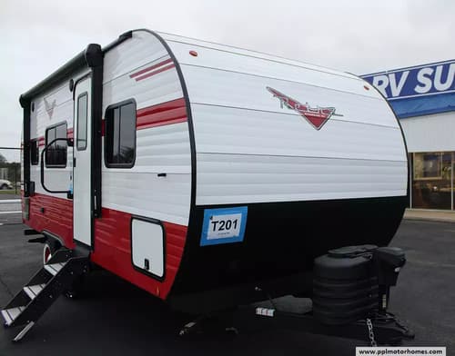 61658 - 25' 2025 Riverside RV Retro 211RK Image 1
