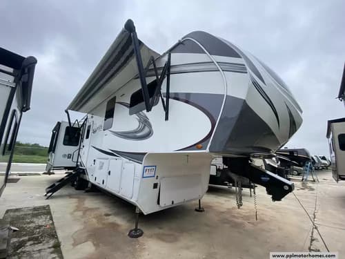 62907 - 41' 2021 Grand Design Solitude 378MBS w/4 Slides - Bunk House Image 1