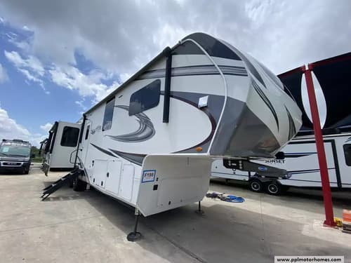 63492 - 40' 2021 Grand Design Solitude 378MBS-R w/4 Slides - Bunk House Image 1