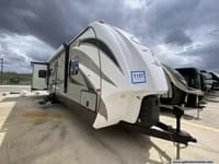 61859 - 37' 2015 Keystone Cougar X Lite 32SAB w/3 Slides Image 1